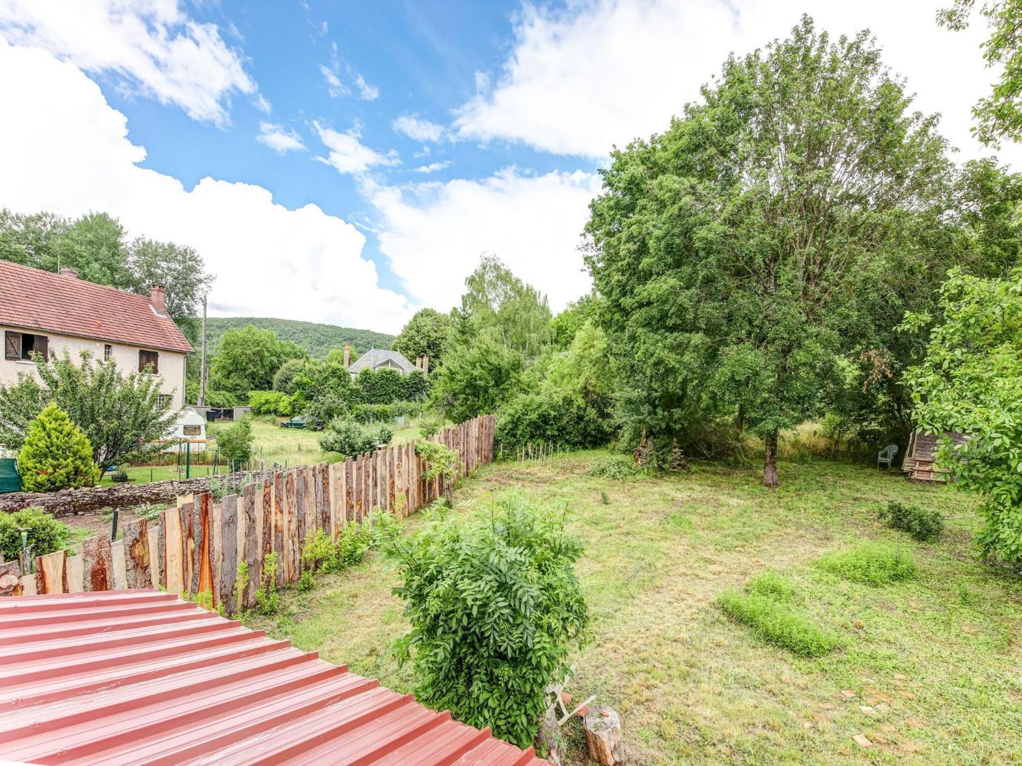 Traditional Holiday Home In Brinon Sur Beuvron 外观 照片